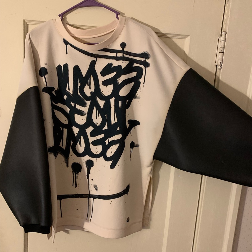 KYE designer top vinyl sleeves